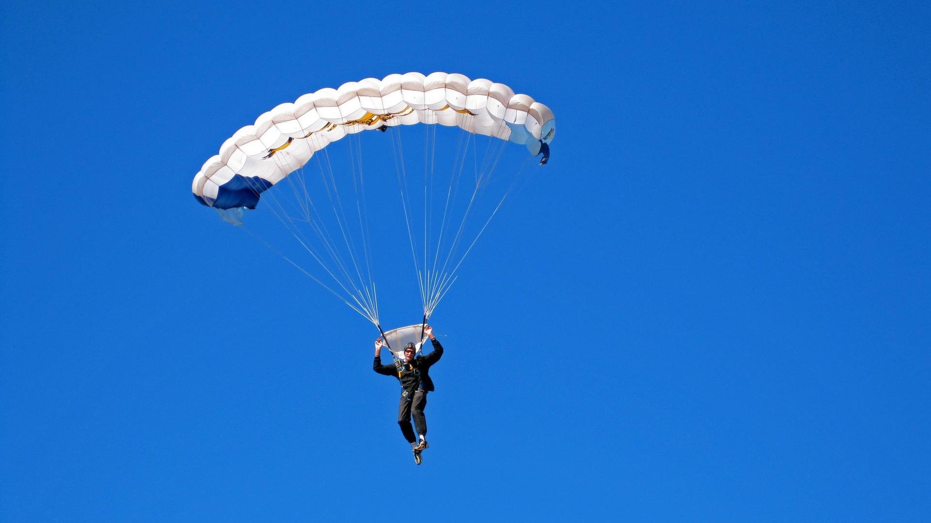 马赛的雨战，F1年度争冠的苏格兰悲歌